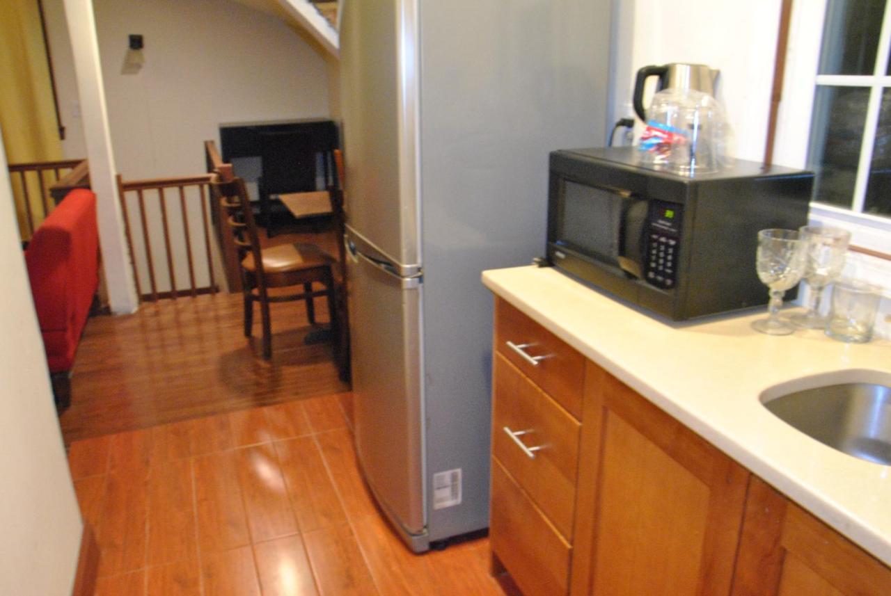 Ewr Airport Multilevel Guest House Room With 2-3 Beds Newark Exterior photo