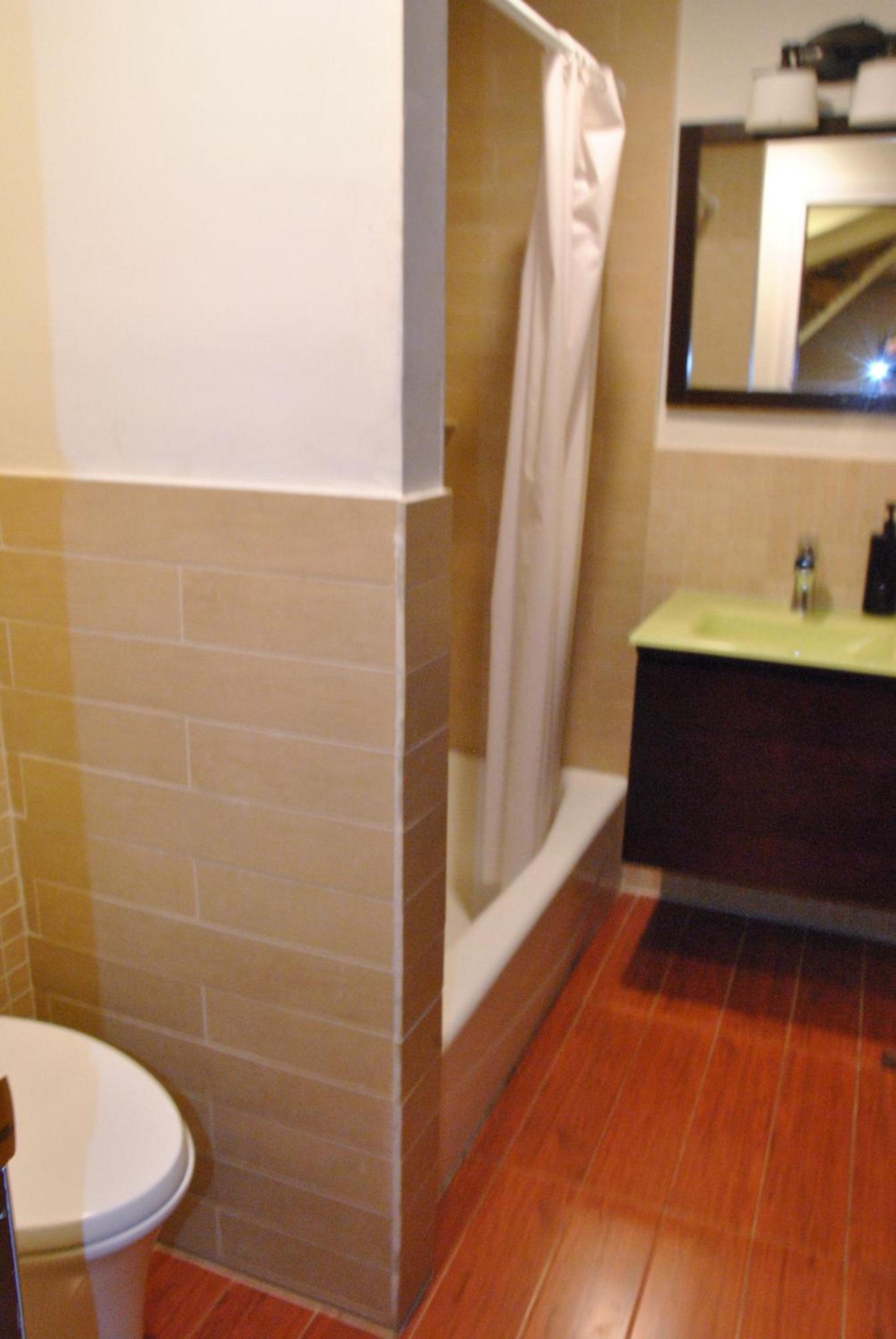 Ewr Airport Multilevel Guest House Room With 2-3 Beds Newark Exterior photo